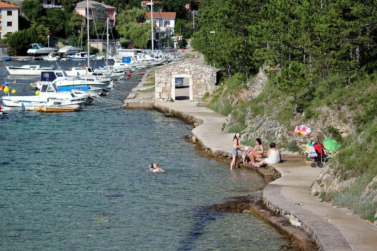 Apartments With A Swimming Pool Jadranovo, Crikvenica - 5521