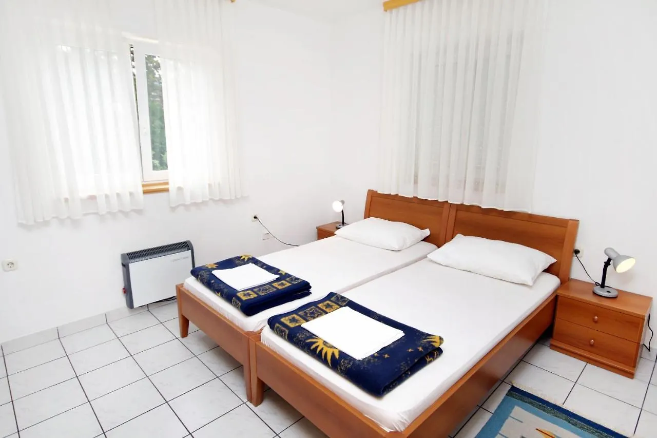 Apartments With A Swimming Pool Jadranovo, Crikvenica - 5521