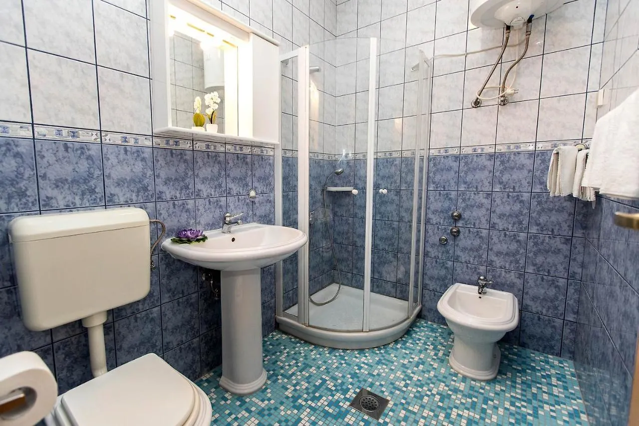 Apartments With A Swimming Pool Jadranovo, Crikvenica - 5521 Jadranovo